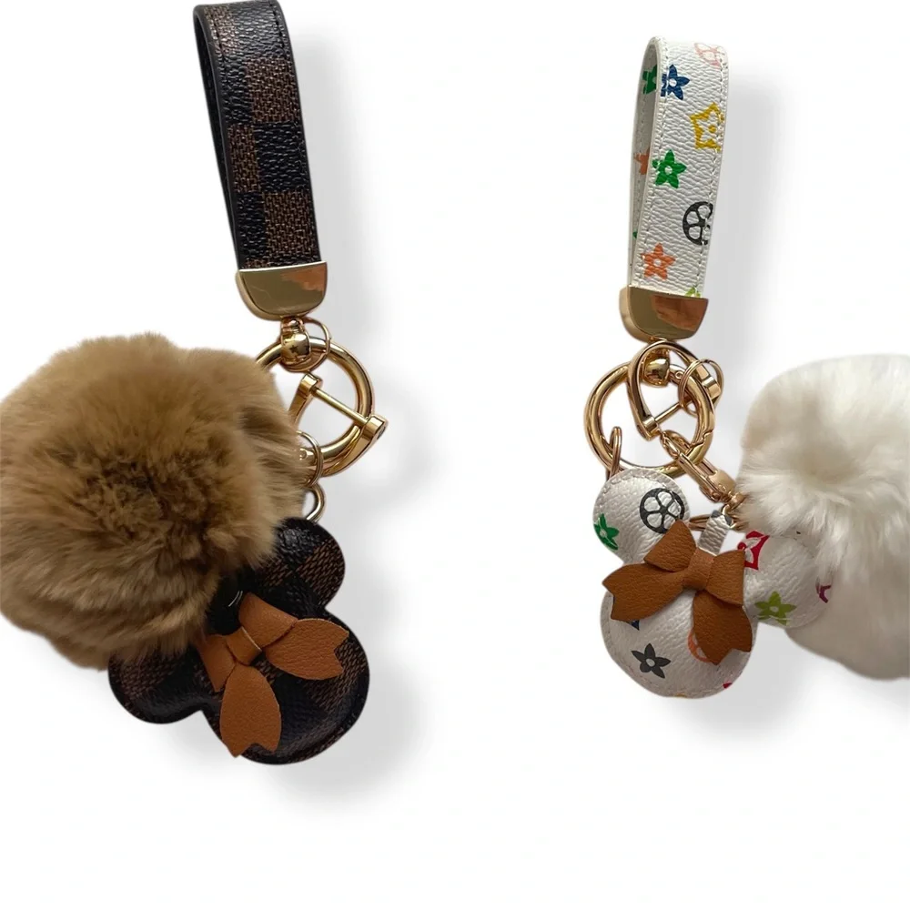 Luxury Mickey Minnie Mouse keychain - Picture 2 of 8